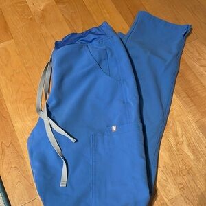 Figs Straight Leg Scrub Pant in Ceil Blue